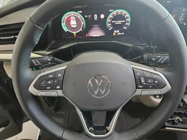 Volkswagen T7 Multivan Edition lang "7Sitze, AHV, Navi, Standheizung" Ansicht 10