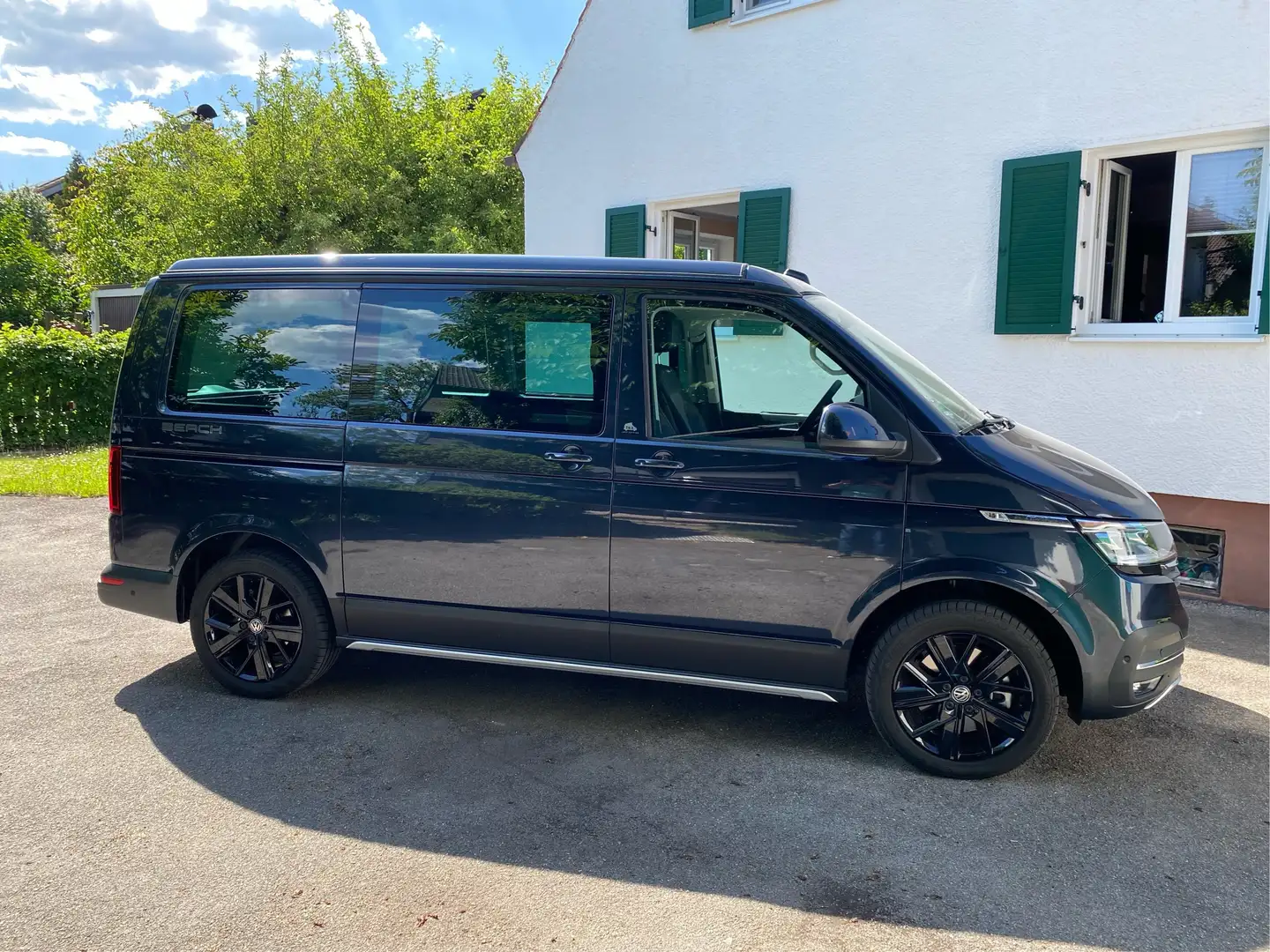 Volkswagen T6.1 California California T6.1 DSG 4MOTION Beach Camper - 2