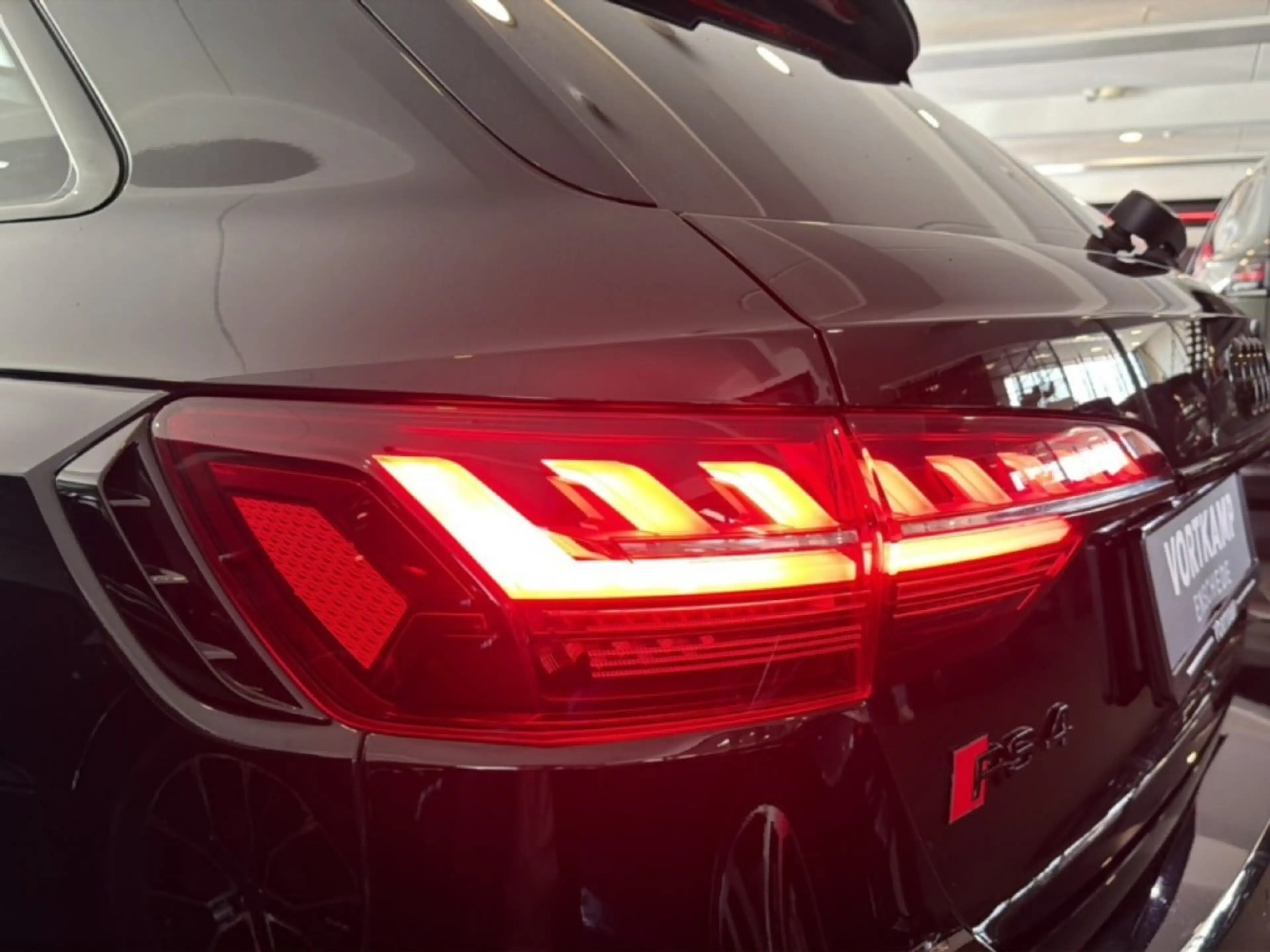 Audi RS4 2.9 TFSI QUATTRO COMPETITION+ CARBON/TREKHAAK/PANO — photo 38