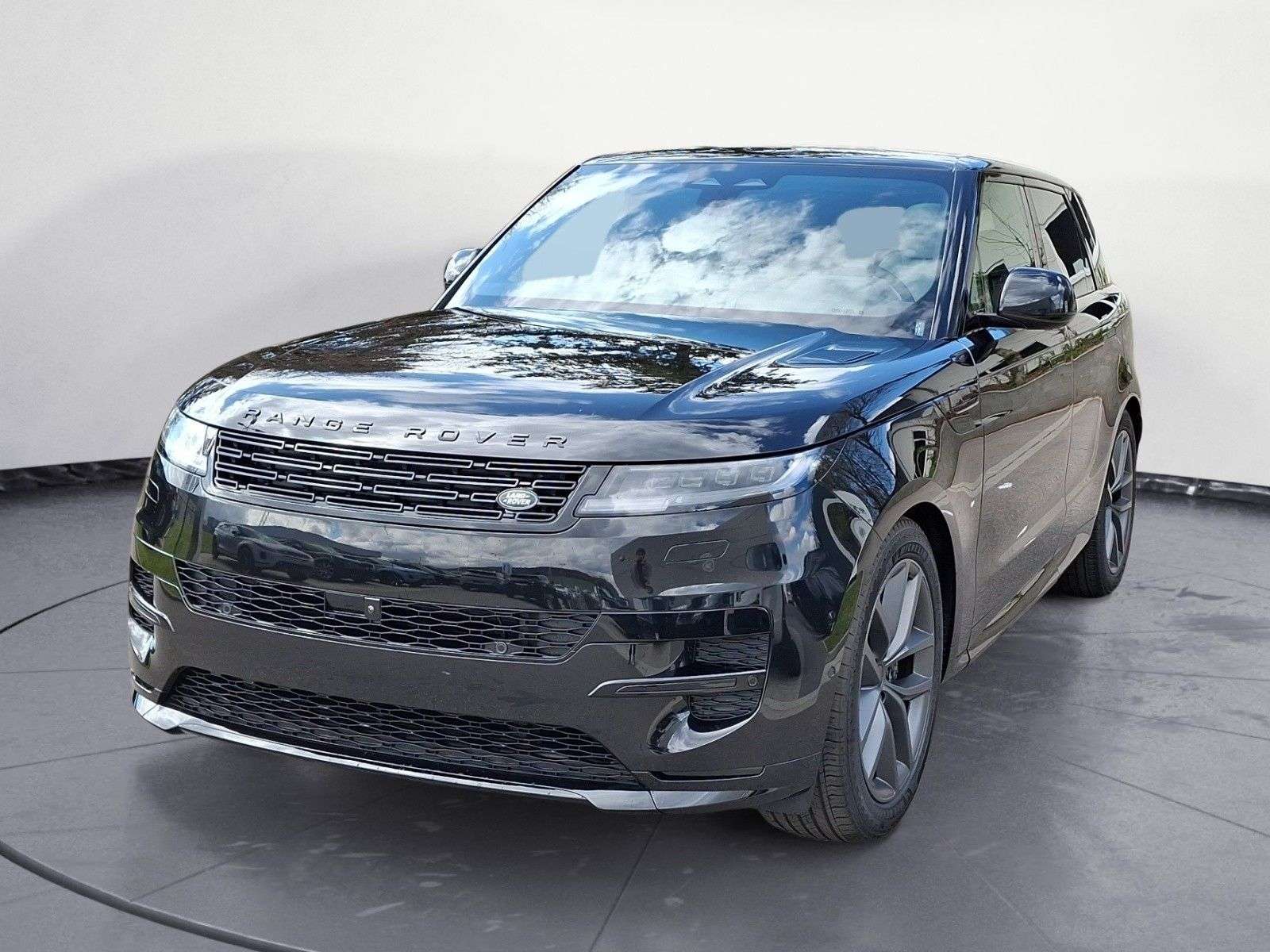 Second hand Land Rover Range Rover Sport 3.0