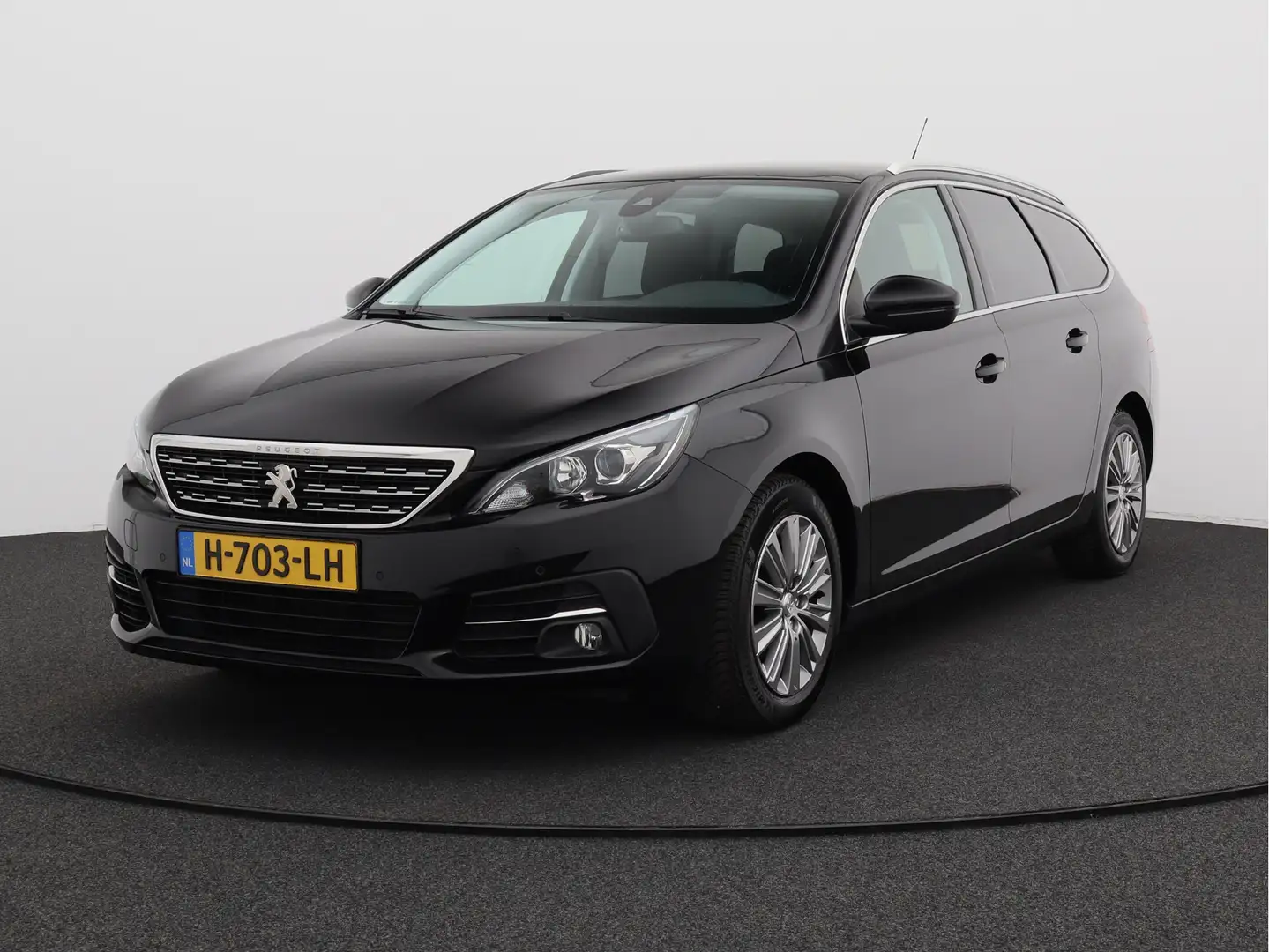 Peugeot 308 SW 1.2 PureTech Blue Lease Premium/ lage km! Zwart - 1