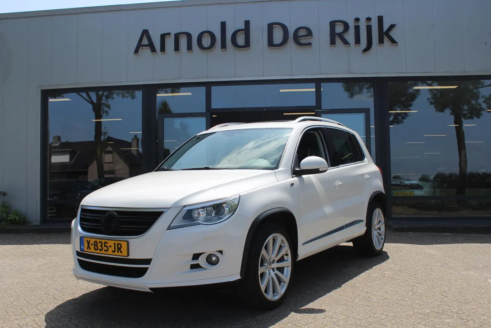 Volkswagen Tiguan 2.0 TSI Sport&Style 4Motion Wit - 1