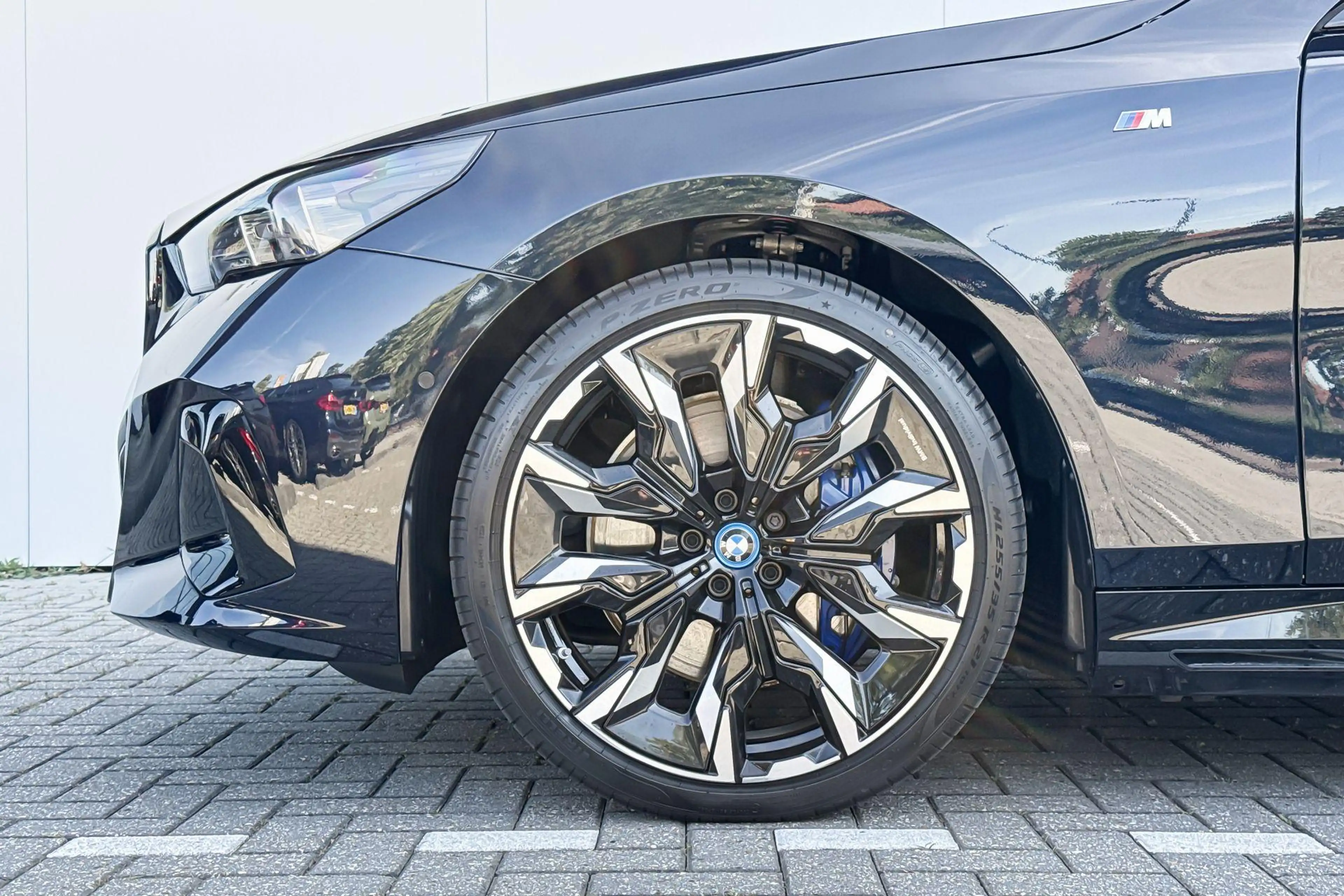 BMW i5 Touring eDrive40 M Sport  | Bowers & Wilkins | Tra — photo 3