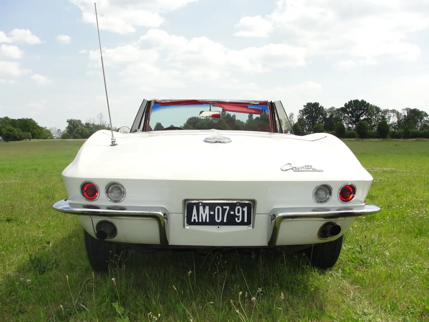 Chevrolet Corvette C2 convertible Blanc - 2
