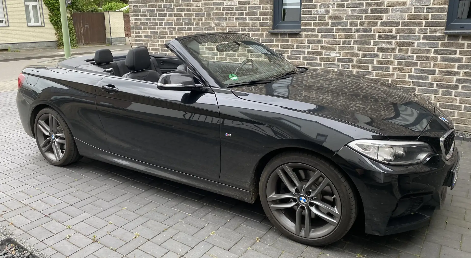 BMW 228 228 i M Sport Schwarz - 2