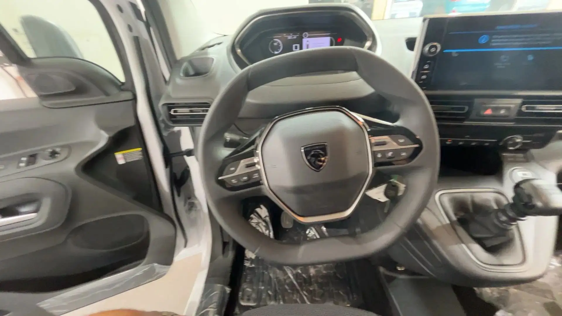 Peugeot Partner Partner 1.5 bluehdi 100cv S&S L1 Blanco - 2