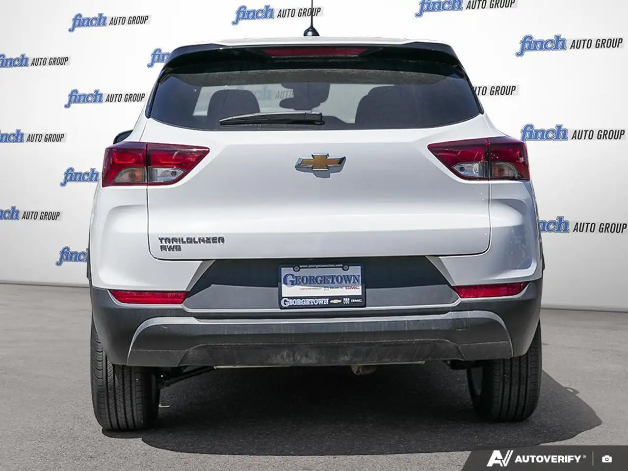 Chevrolet Trailblazer снимка Chevrolet Trailblazer
