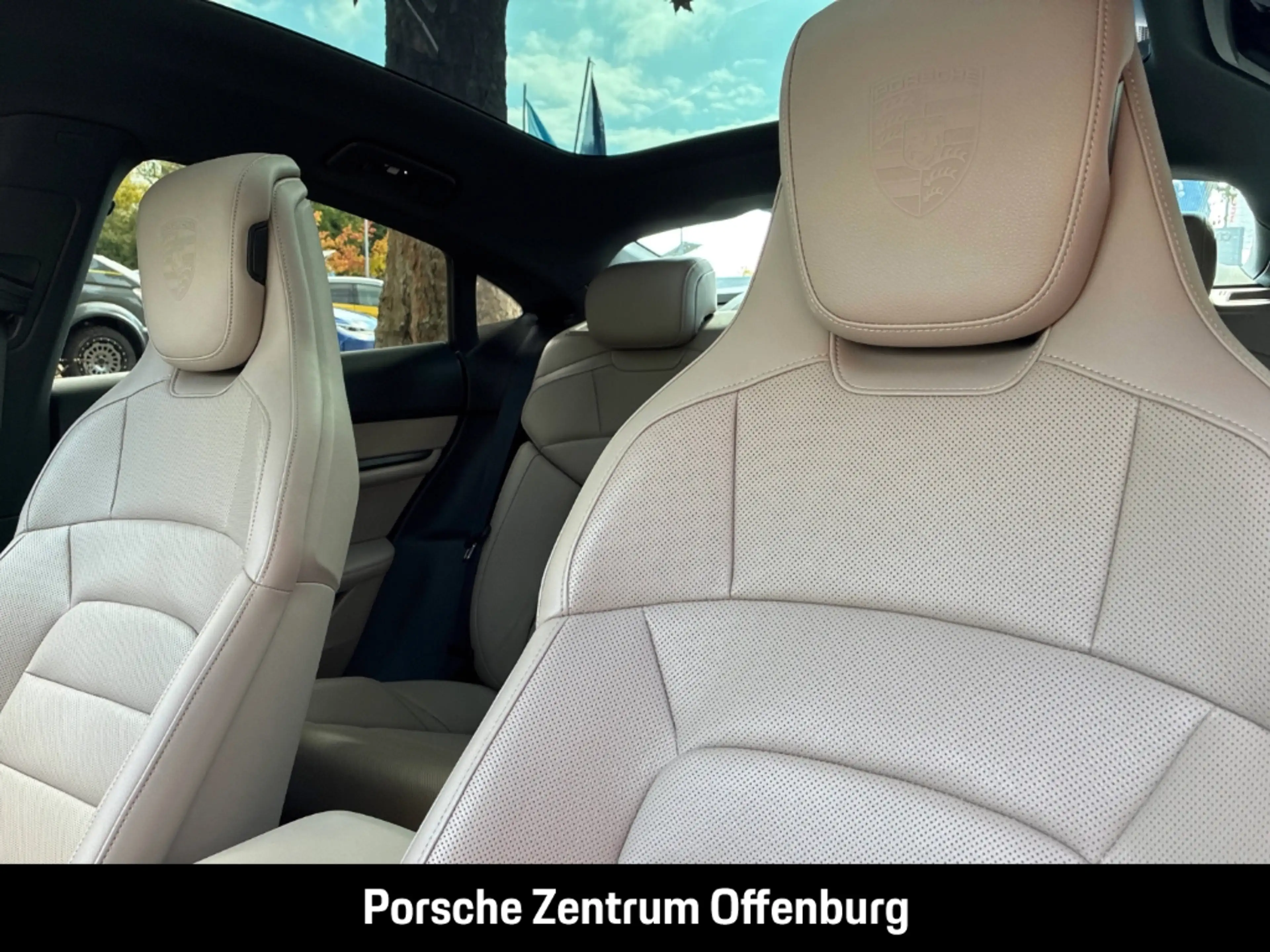 Porsche Taycan — photo 5