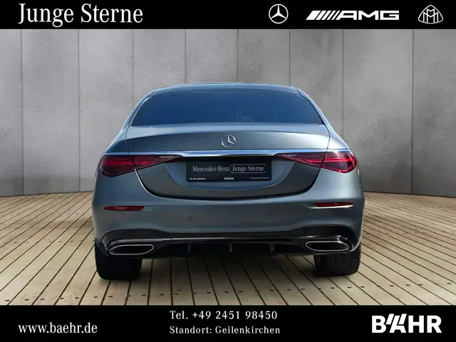 Mercedes-Benz S-Class view 8