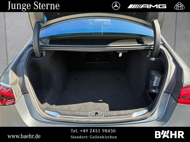 Mercedes-Benz S-Class view 10