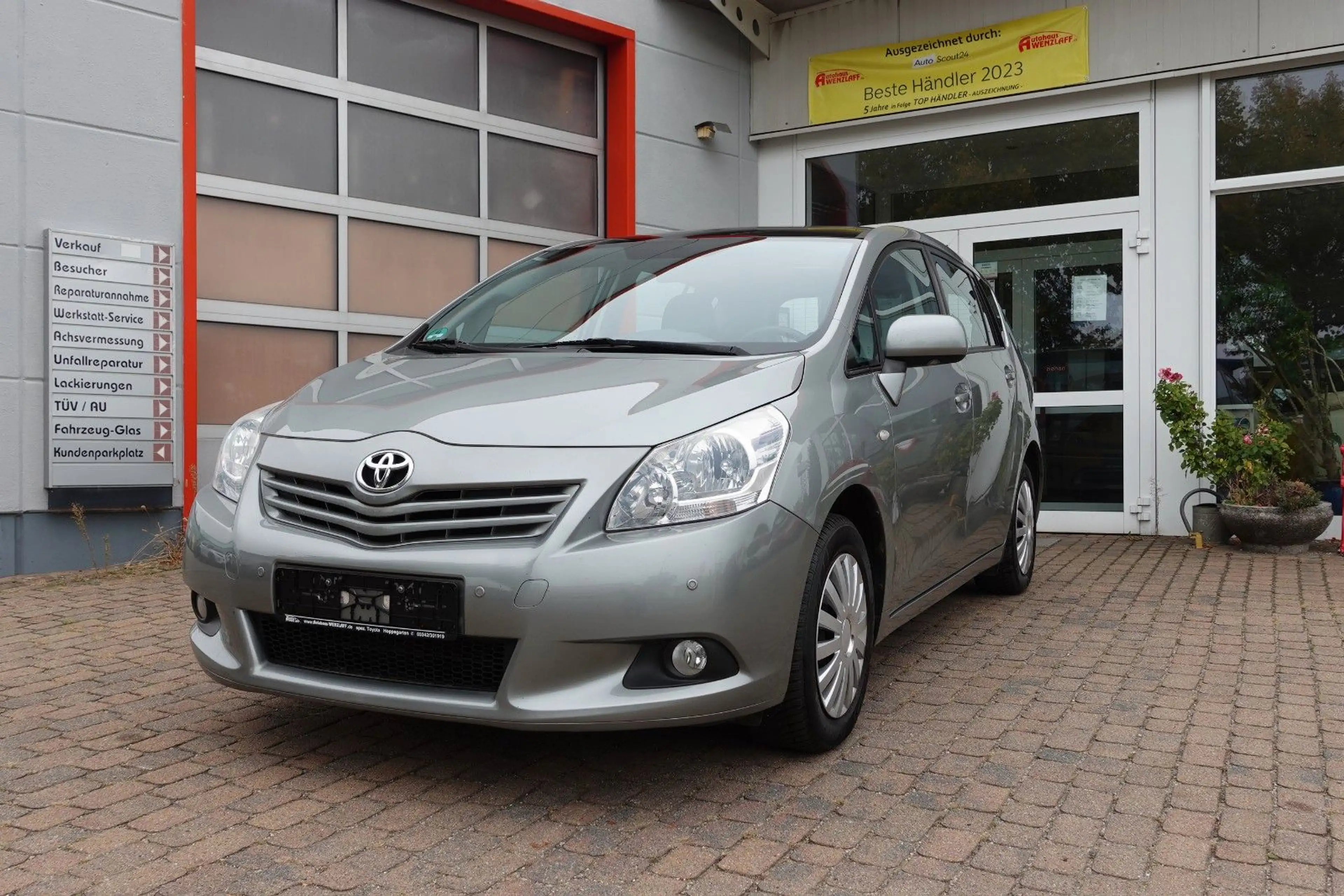 Toyota Verso 1.6l Life Panoramadach 5 Sitze