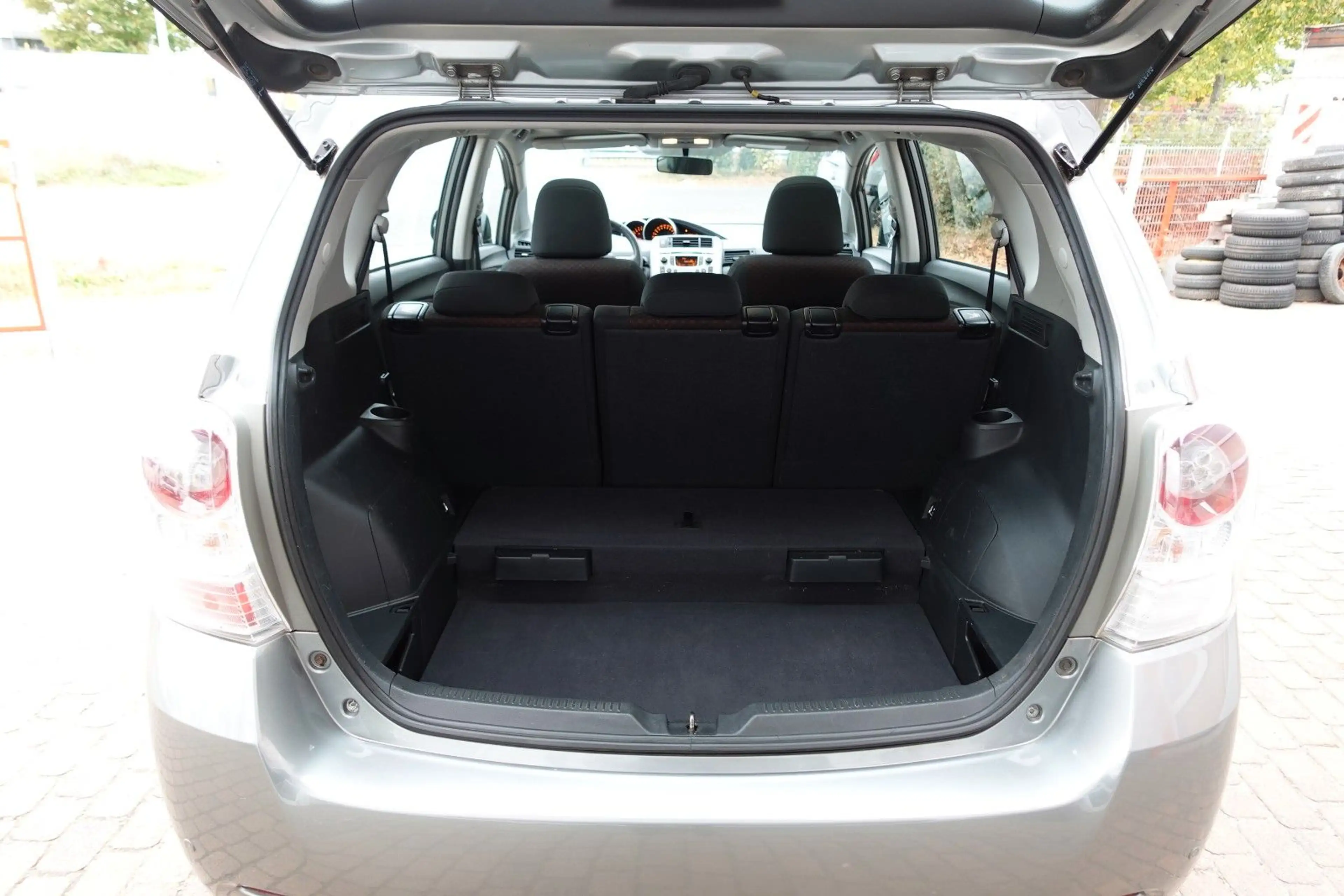 Toyota Verso 1.6l Life Panoramadach 5 Sitze — photo 10