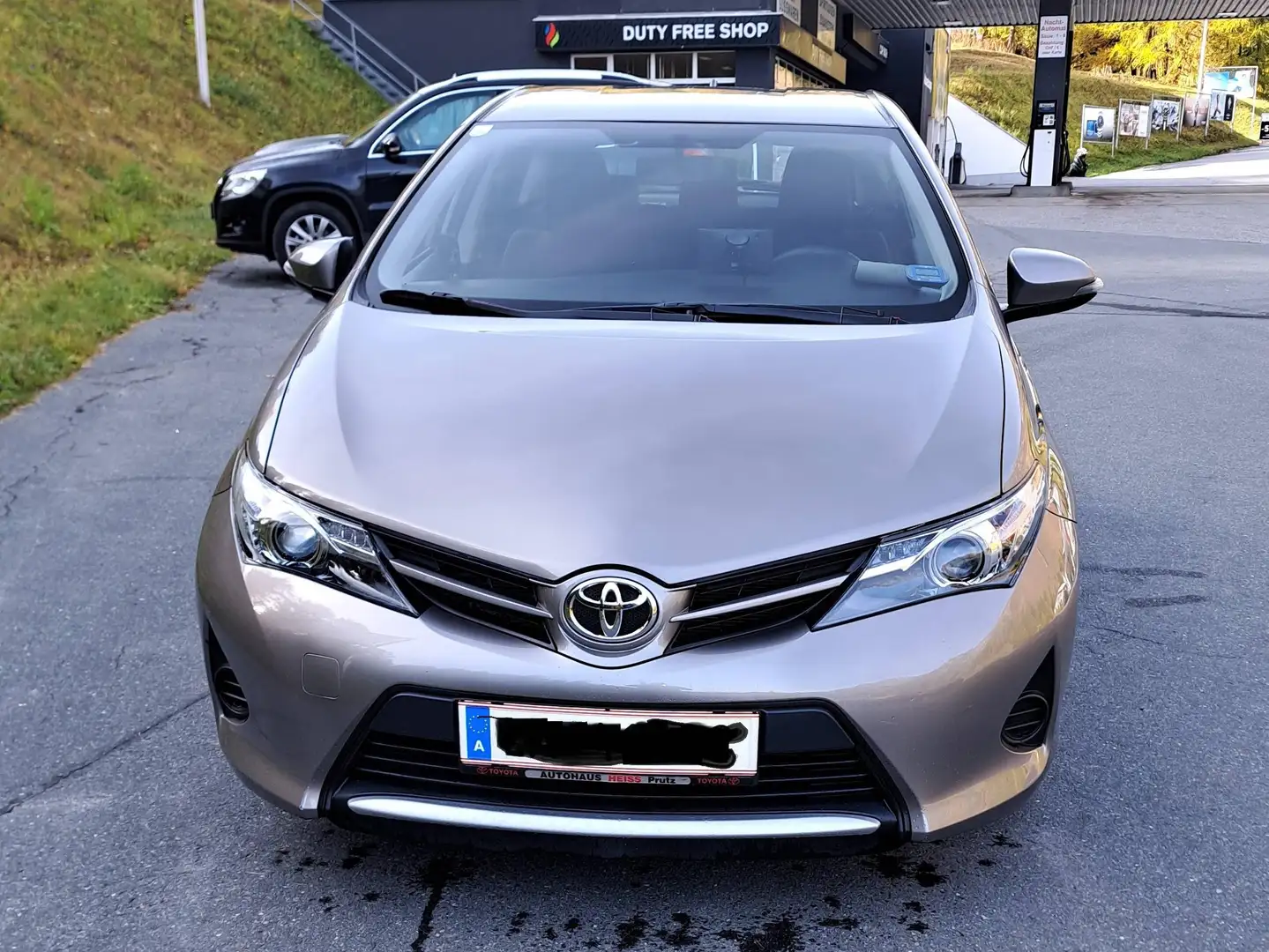 Toyota Auris Auris 1,4 D-4D Active Active Bronze - 1