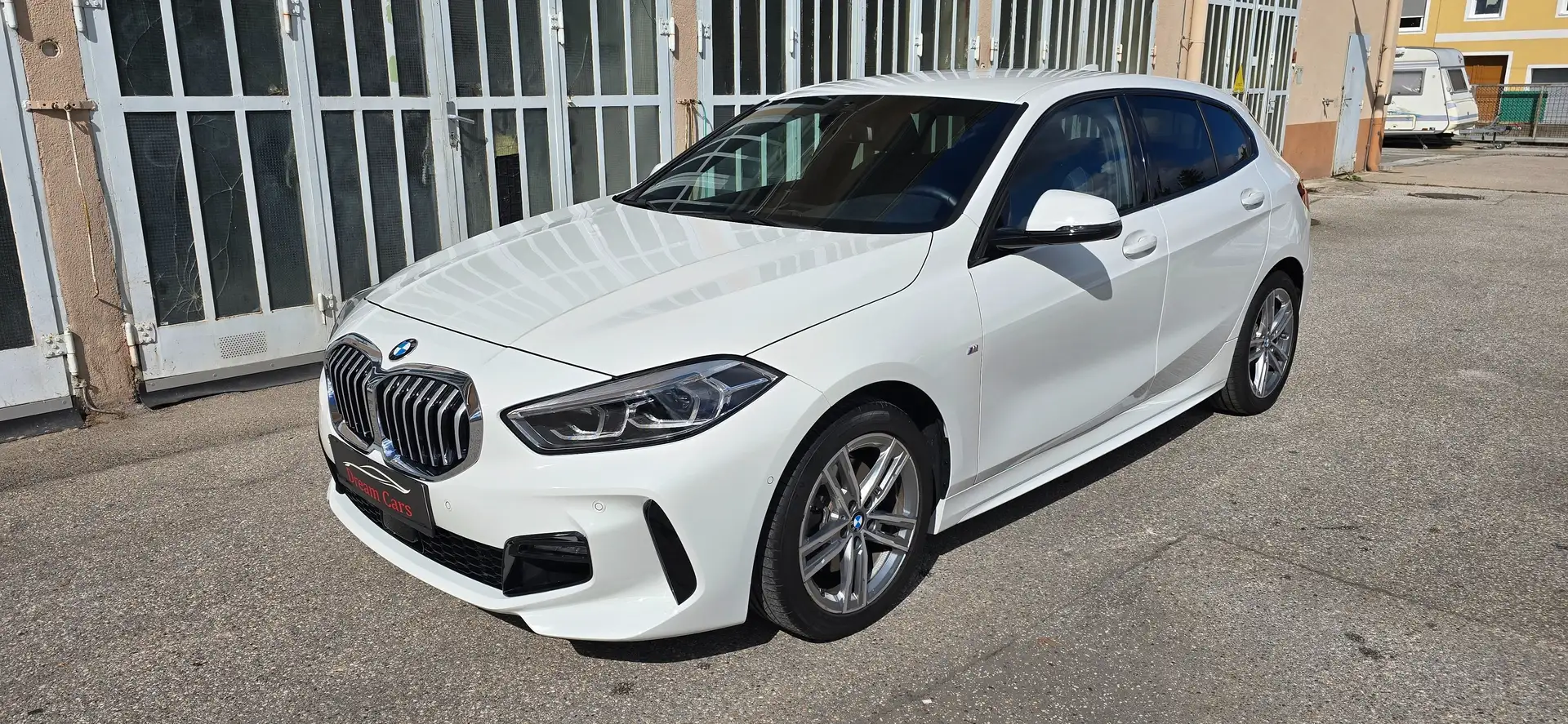 BMW 118 118 d M Sport *LED*NAVI*KAMERA*SHZ*PDC* Weiß - 1