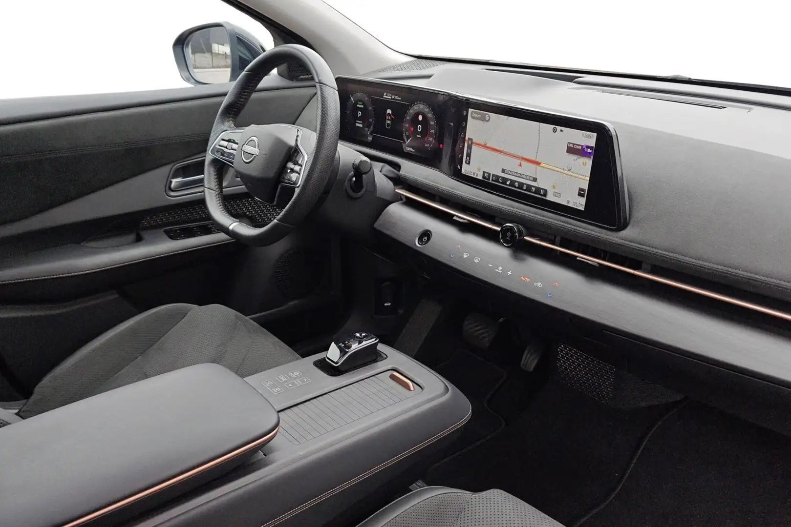 Nissan Ariya 87 kWh Evolve - DEMO Серый - 2