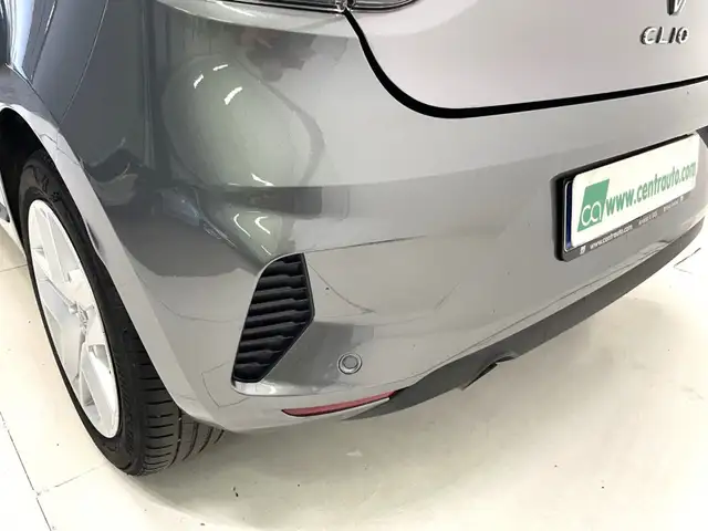 Renault Clio view 13