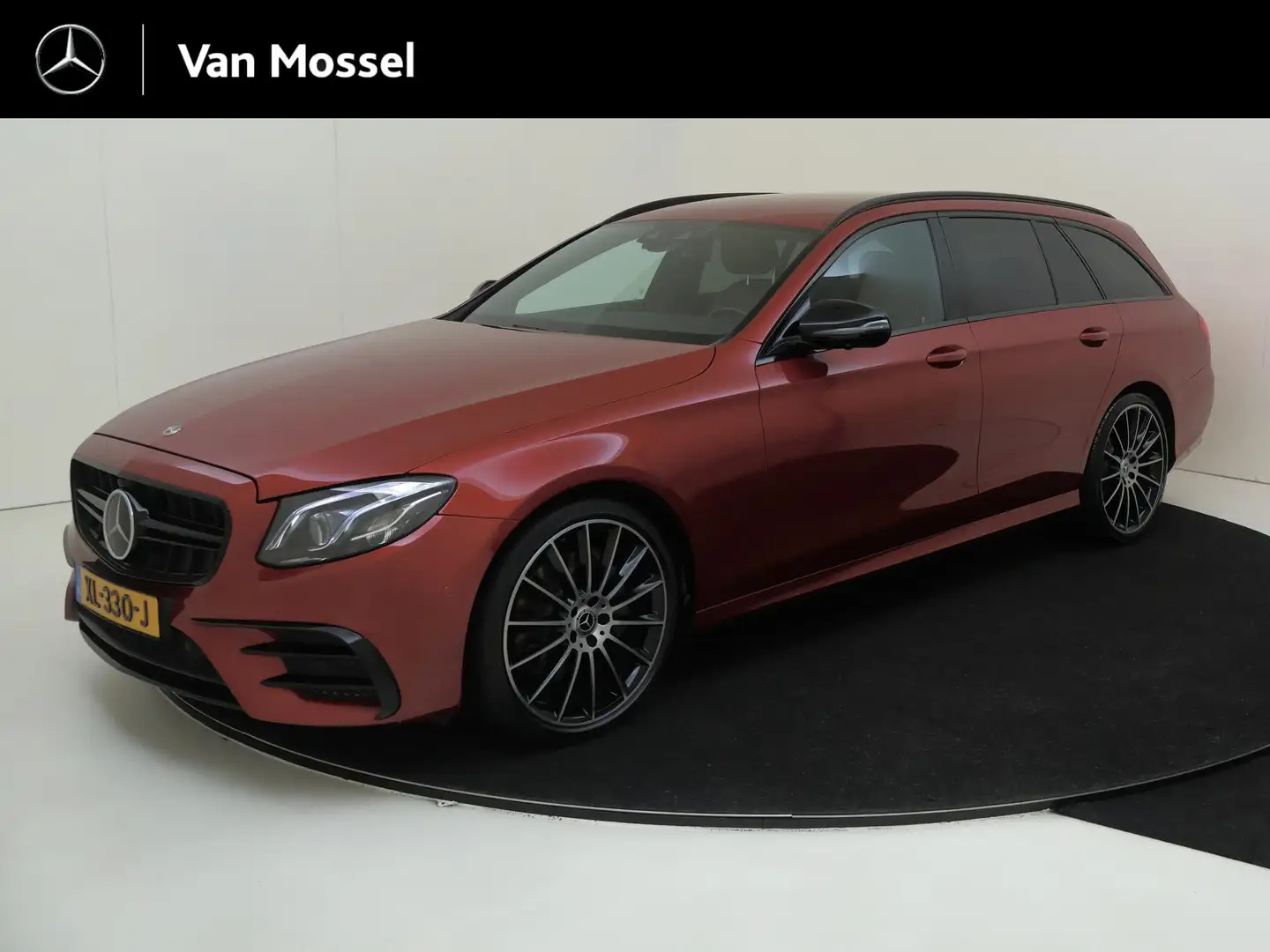 Mercedes-Benz E 200 Estate Business Solution / Stoelverwarming / 360Gr Rood - 1