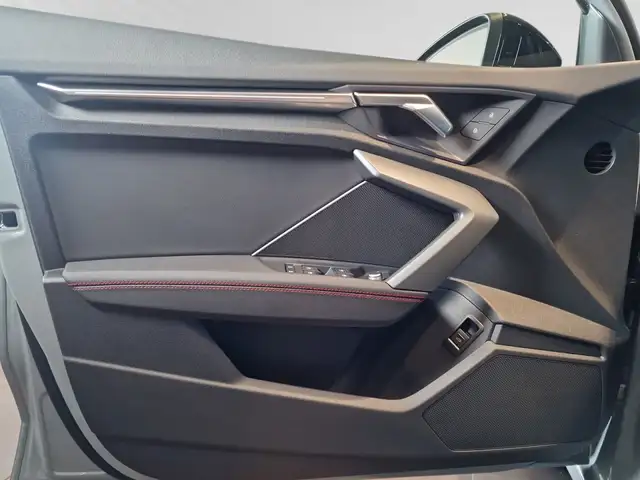 Audi A3 view 14