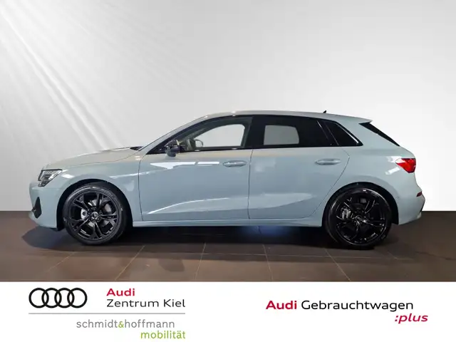 Audi A3 view 3