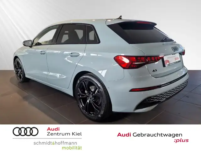 Audi A3 view 4