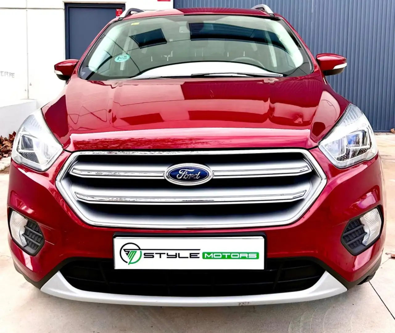 Ford Kuga 1.5TDCi Auto S&S Titanium 4x2 120 Rojo - 1