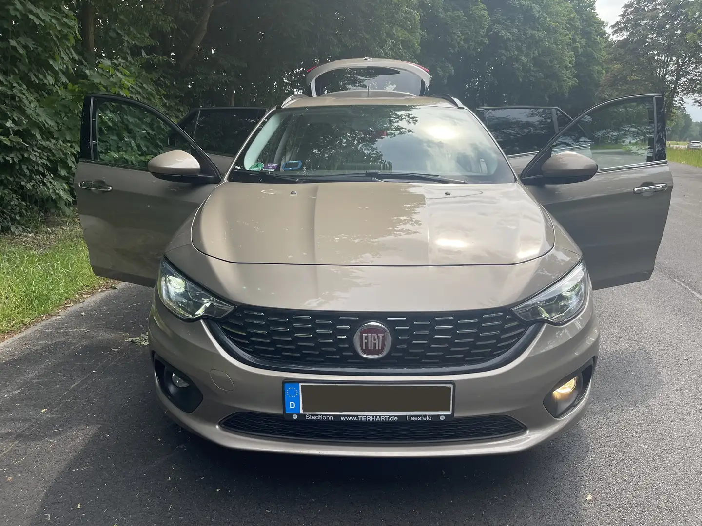 Fiat Tipo Tipo Kombi Kombi 1.4 T-Jet Lounge Beige - 2