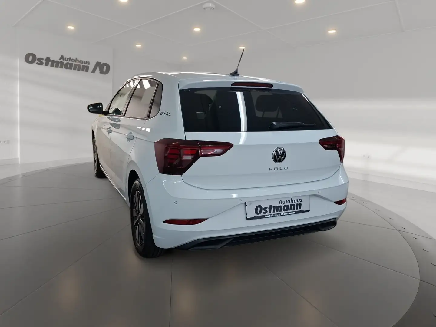 Volkswagen Polo VI 1.0 TSI Goal 2xKlima ACC DynLicht KlimaA Weiß - 2