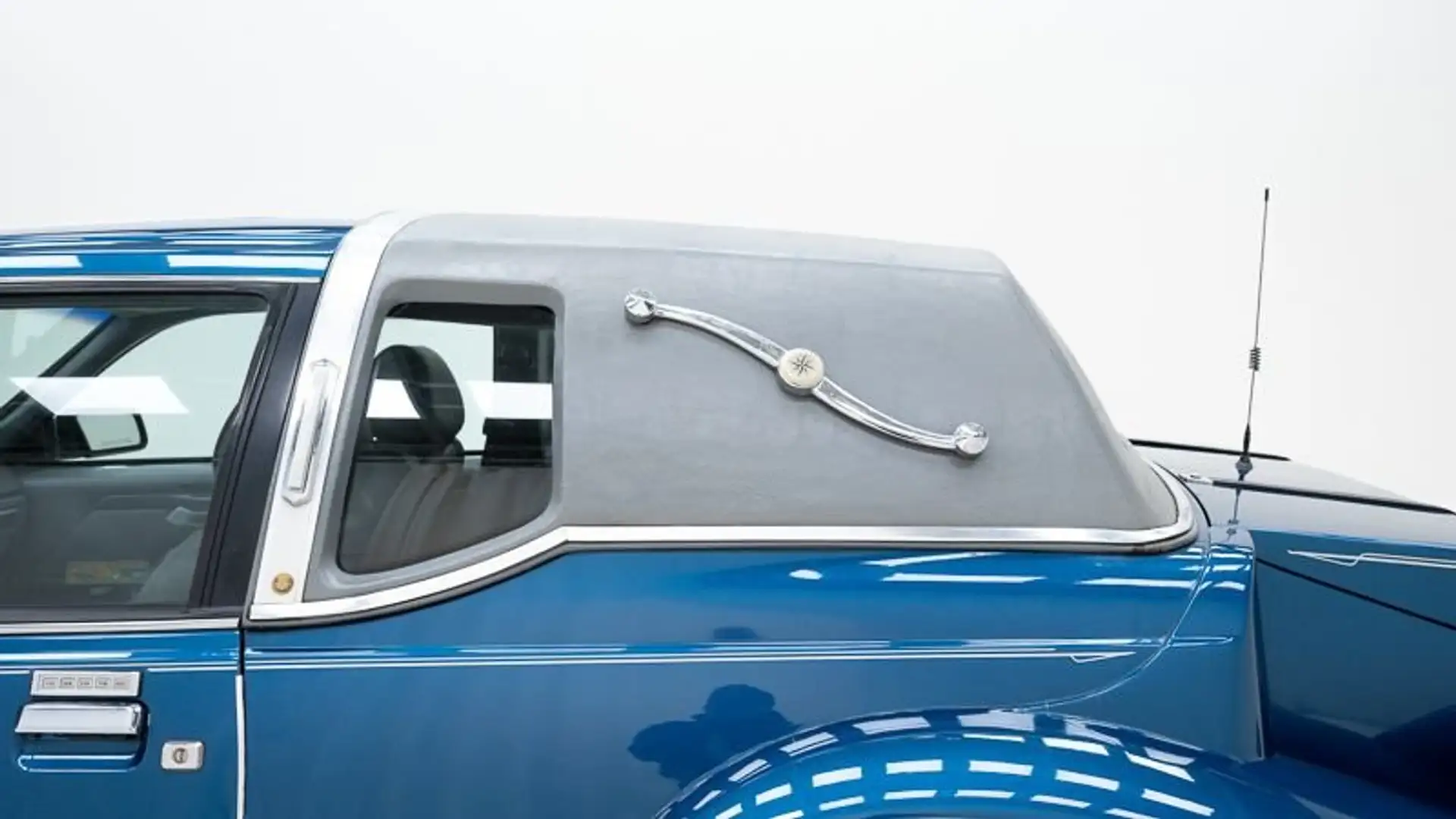 Ford Tiffany '88 CH0549 Azul - 2