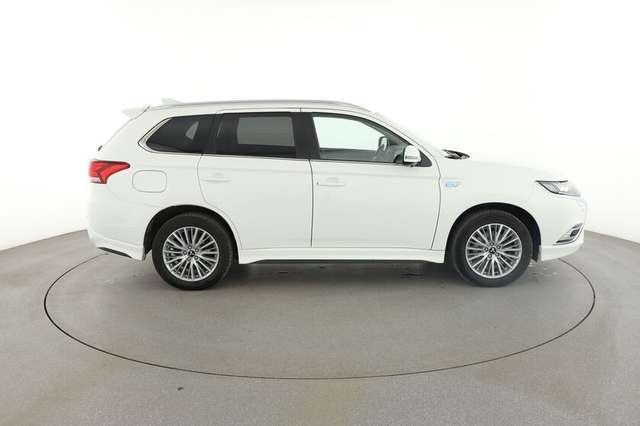 Mitsubishi Outlander 2.4 4WD Plug-In Hybrid Plus