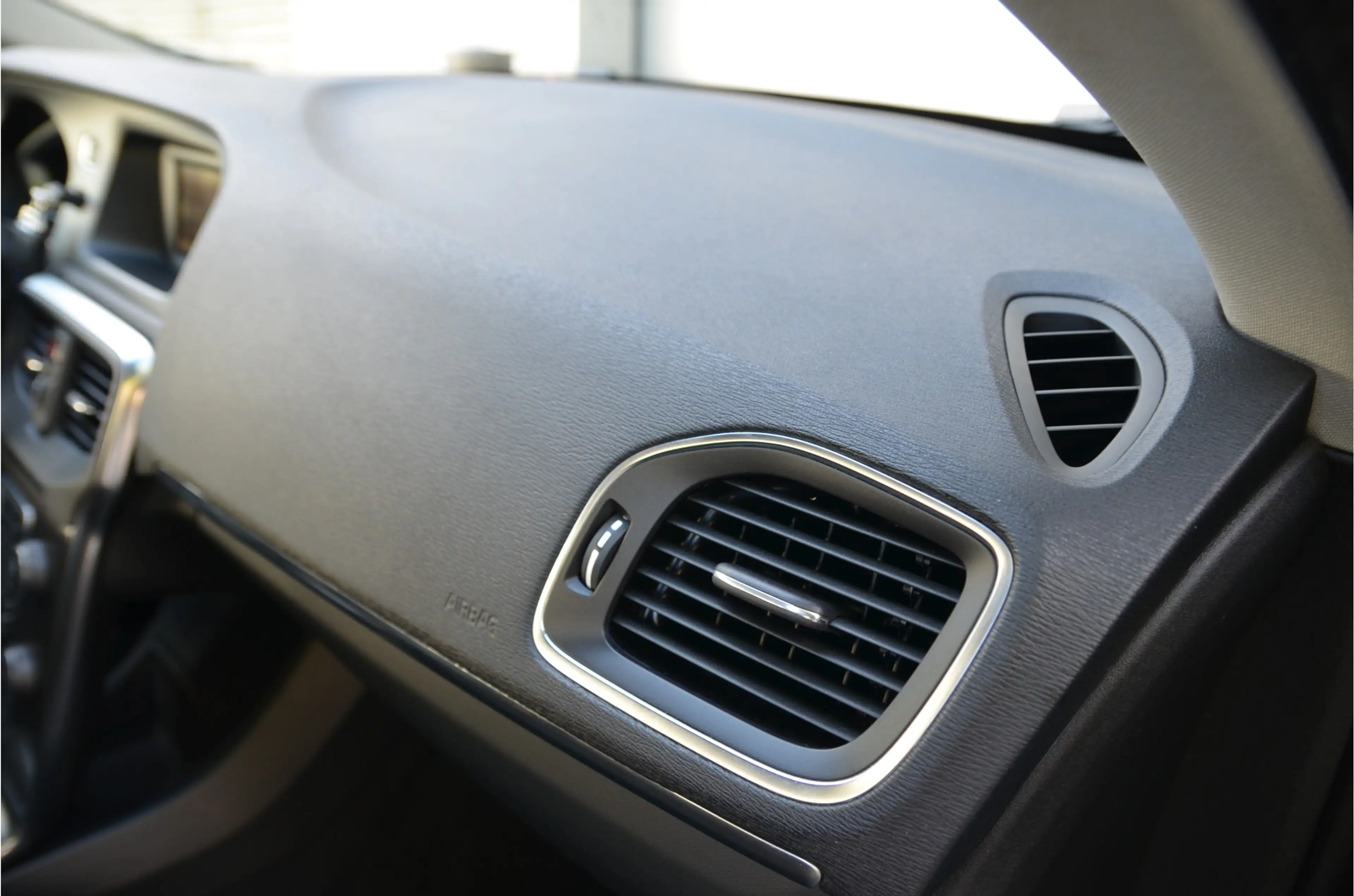 Volvo V40 1.6 T2 Summum Distributieriem en laatste beurt bij — photo 23
