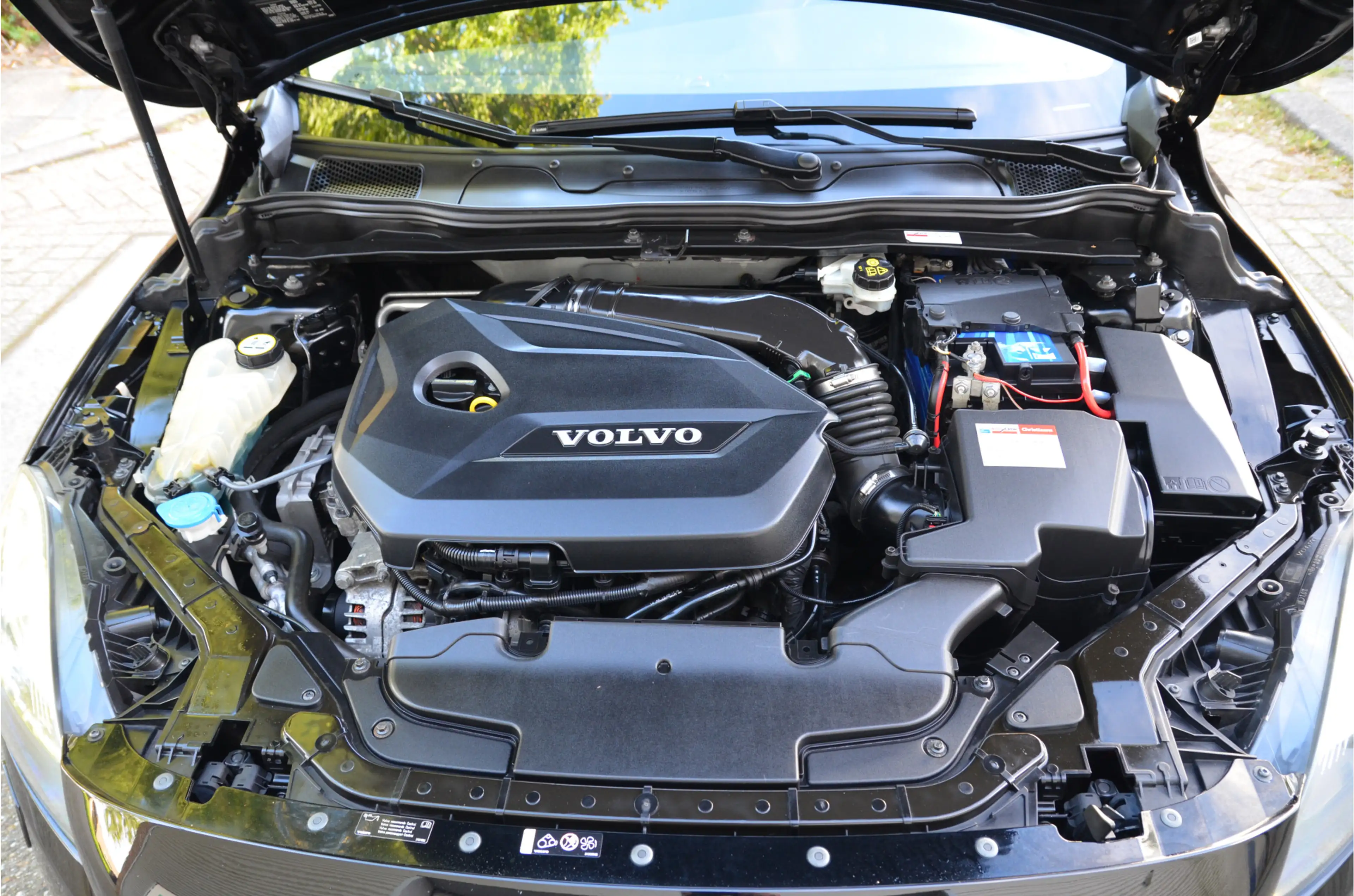 Volvo V40 1.6 T2 Summum Distributieriem en laatste beurt bij — photo 27