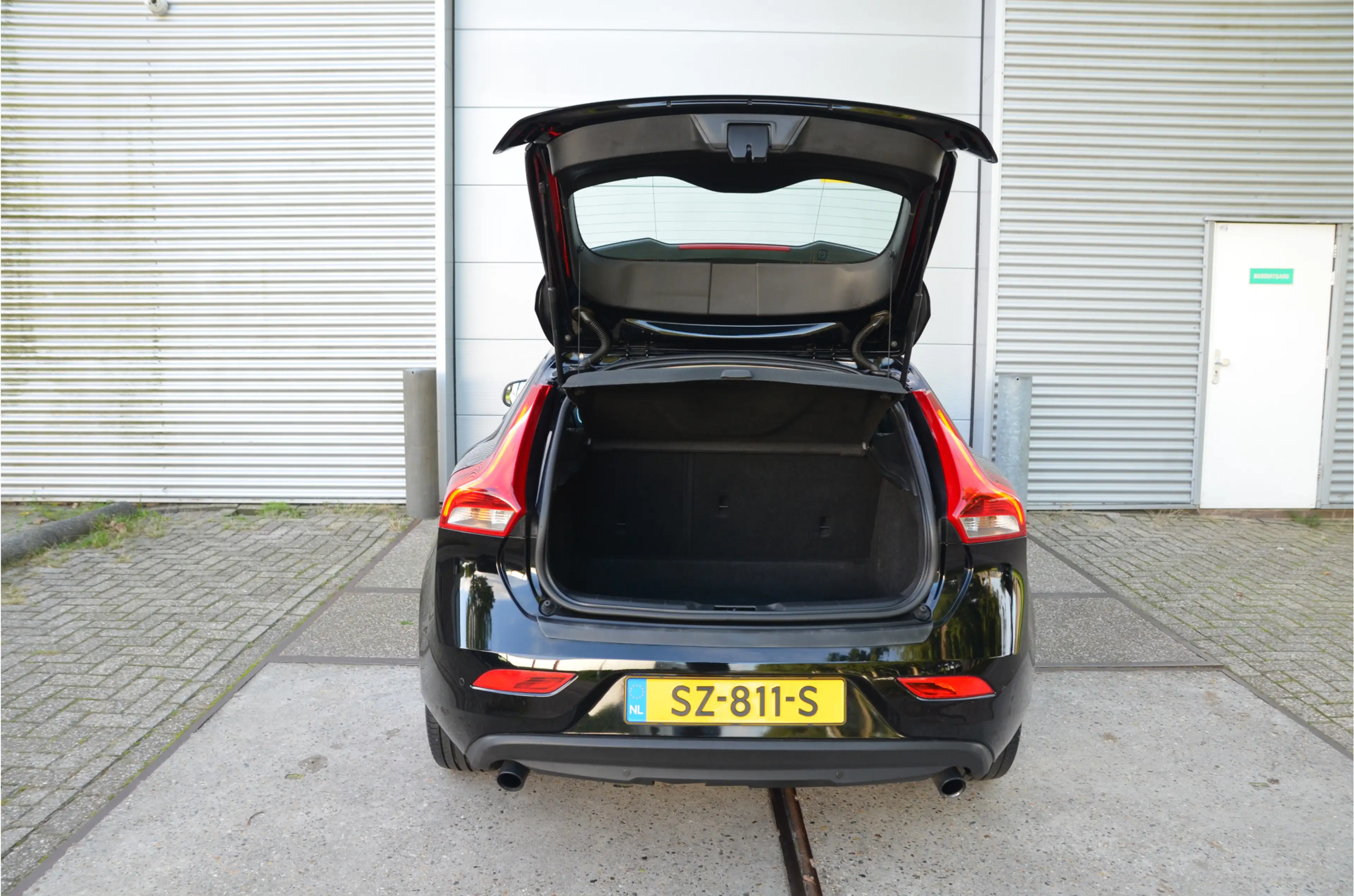 Volvo V40 1.6 T2 Summum Distributieriem en laatste beurt bij — photo 26