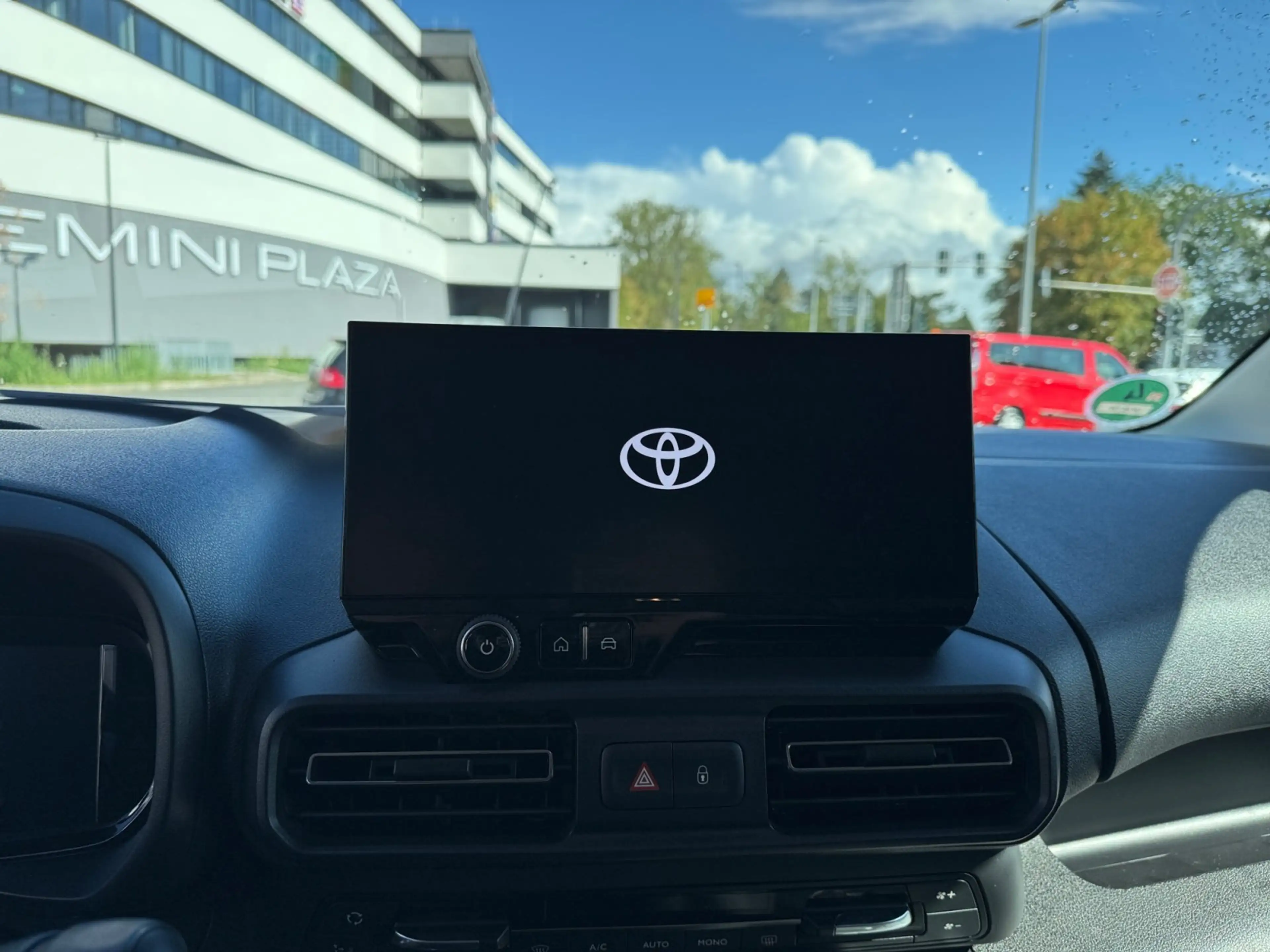 Toyota Proace City Verso L1 5-türig Teamplayer 1.2-l-Tu — photo 14