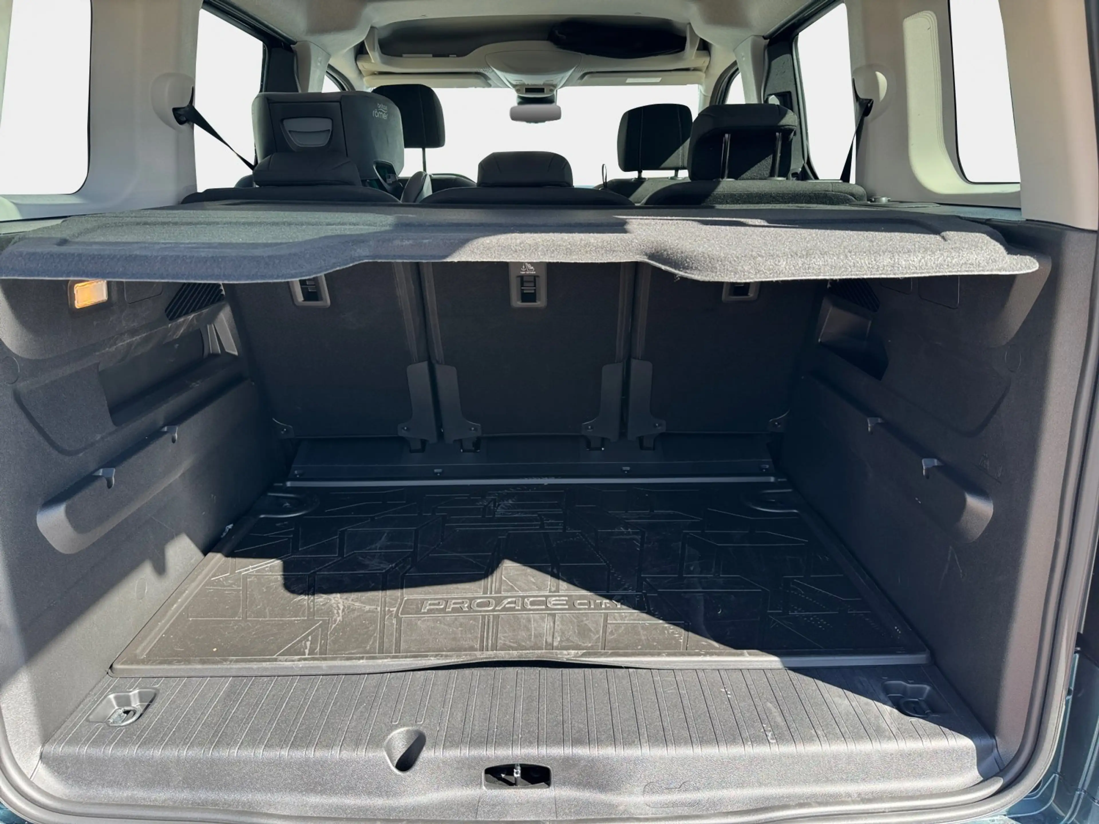 Toyota Proace City Verso L1 5-türig Teamplayer 1.2-l-Tu — photo 12