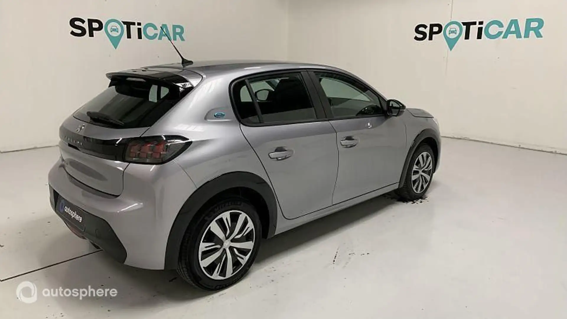 Peugeot 208 e-208 136ch Active - 2