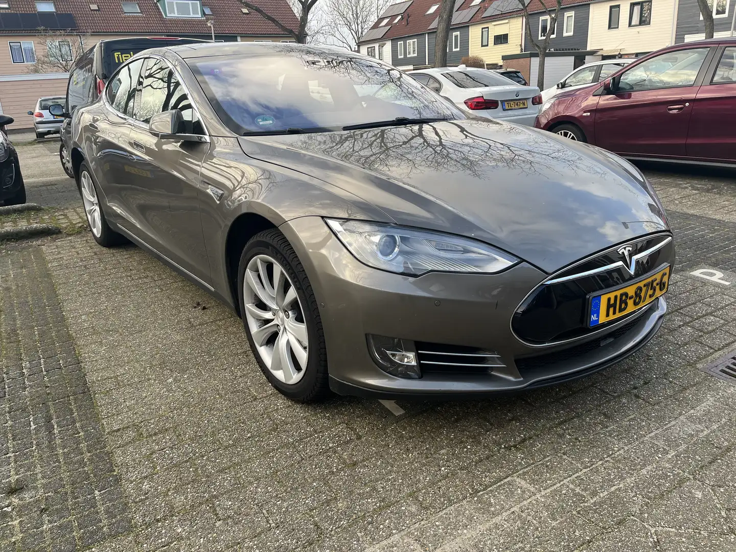 Tesla Model S 70D - 2