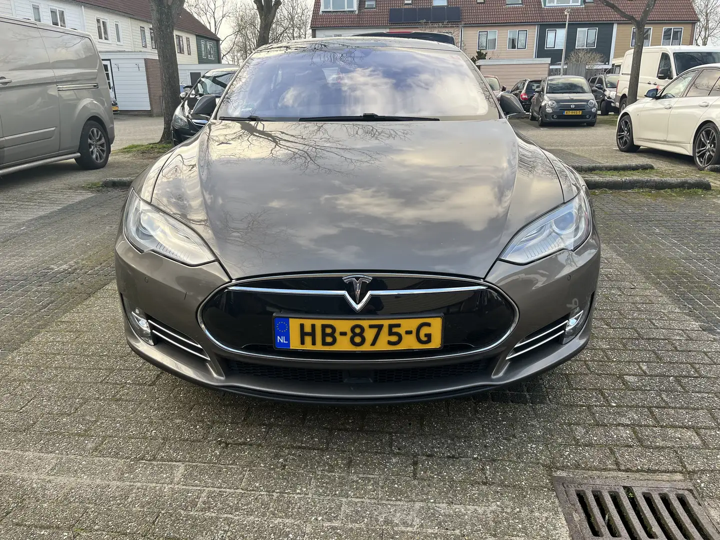 Tesla Model S 70D - 1