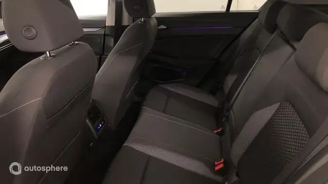 Volkswagen Golf view 13