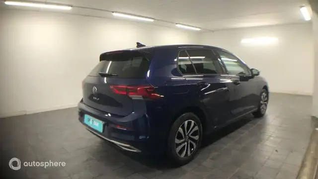 Volkswagen Golf view 5