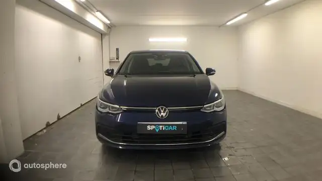 Volkswagen Golf view 2