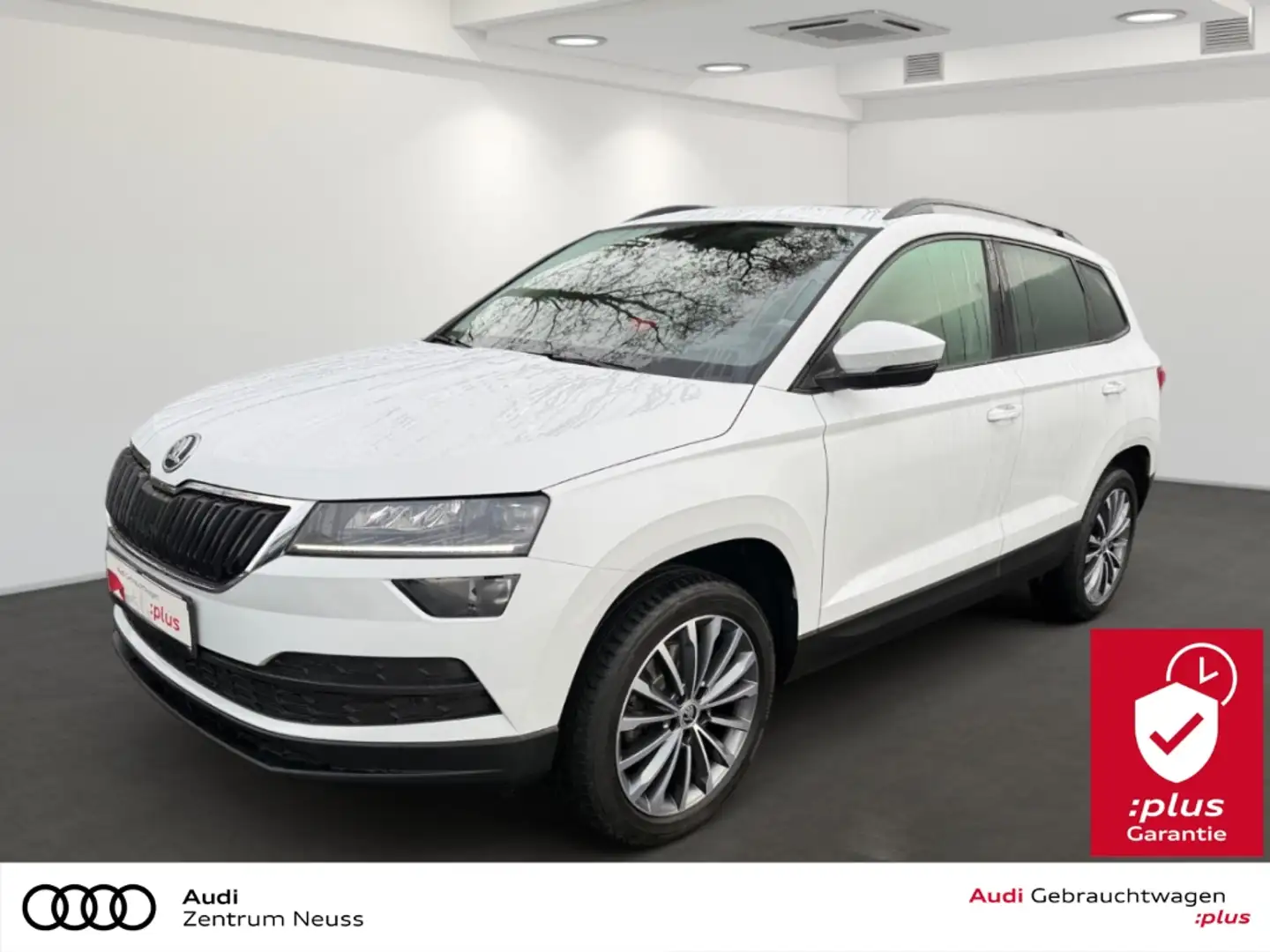 Skoda Karoq Style AHK PANO CARPLAY KEYLESS Weiß - 1