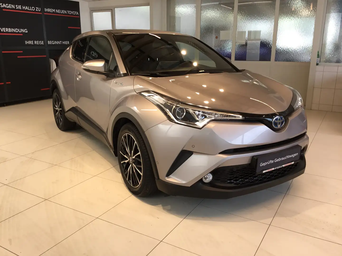 Toyota C-HR 1,8 Hybrid C-HIC CVT Argent - 2