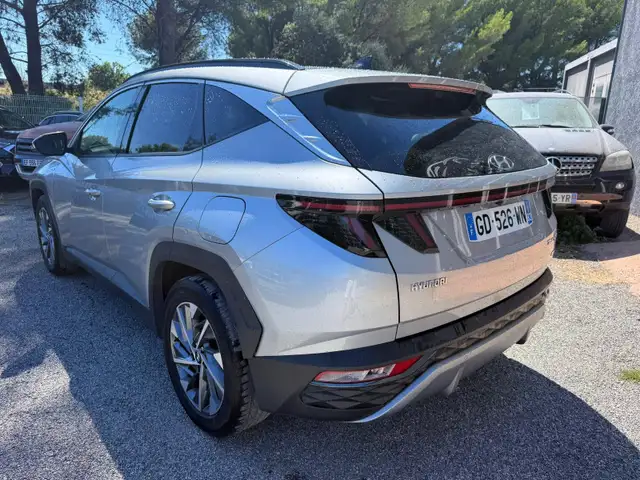 Hyundai Tucson view 3