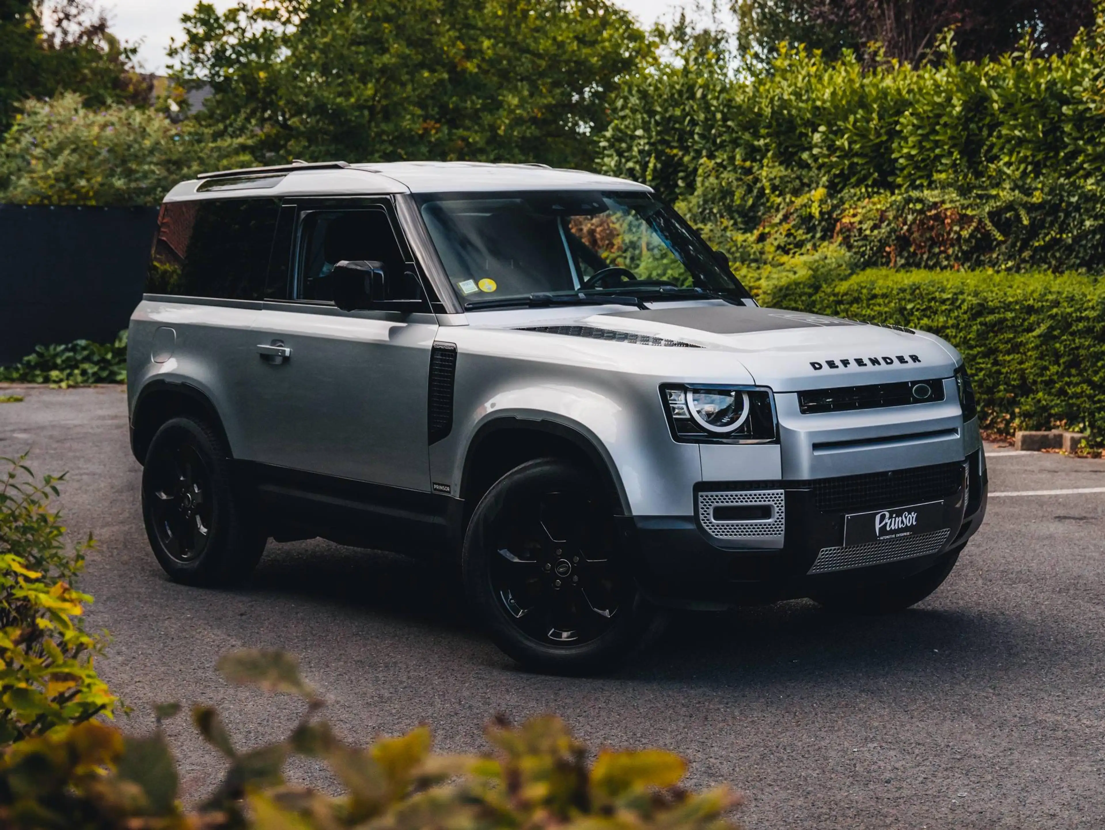 Land Rover Defender DEFENDER 90 3.0 36,900 EX VAT // full history // one owner — photo 5