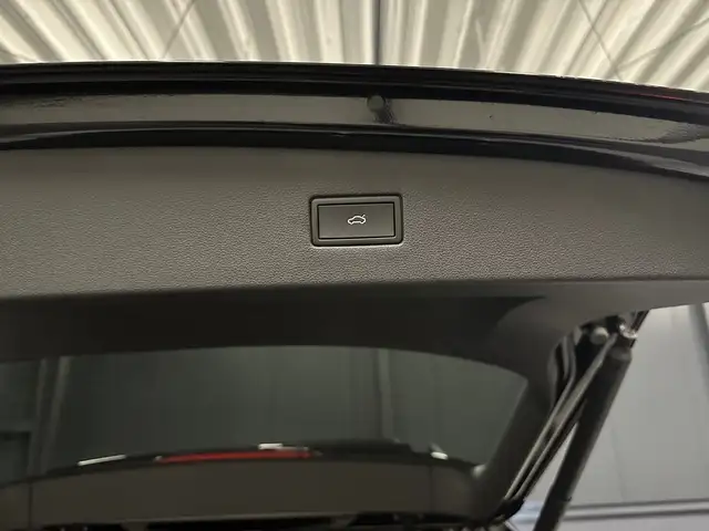 Volkswagen Tiguan Allspace view 29