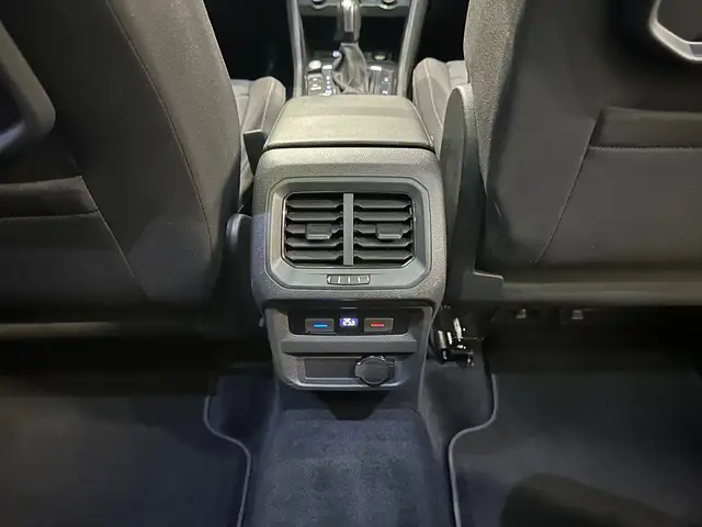 Volkswagen Tiguan Allspace view 26