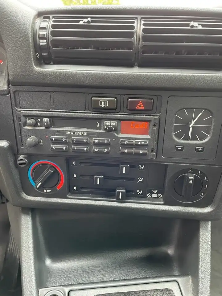 BMW 320i OLDTIMER, foto 10