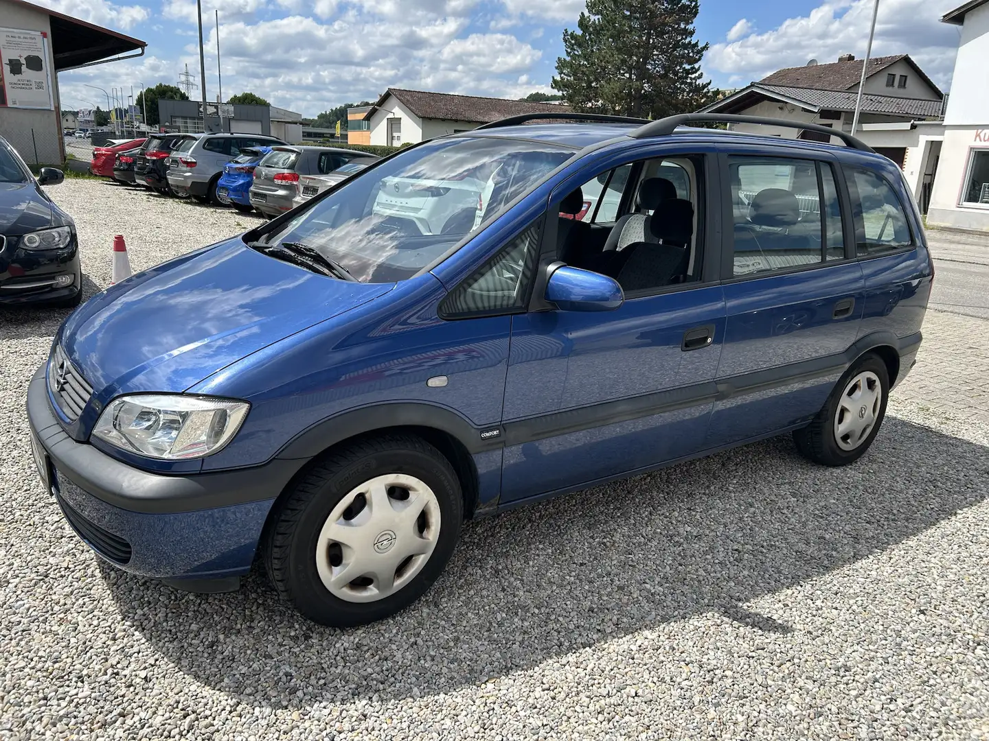 Opel Zafira Comfort 1.6i Klima 1.Hand Euro3 Bleu - 1