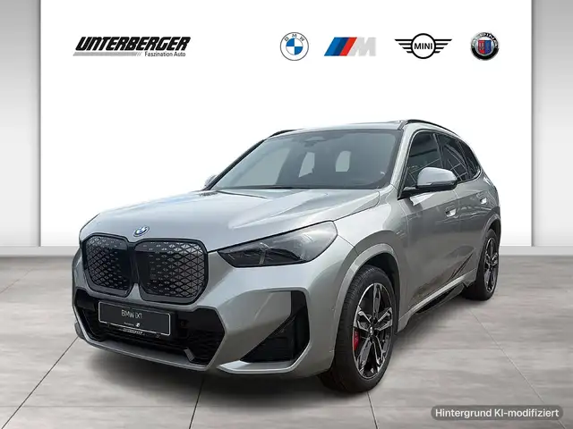 BMW Ix1 main image
