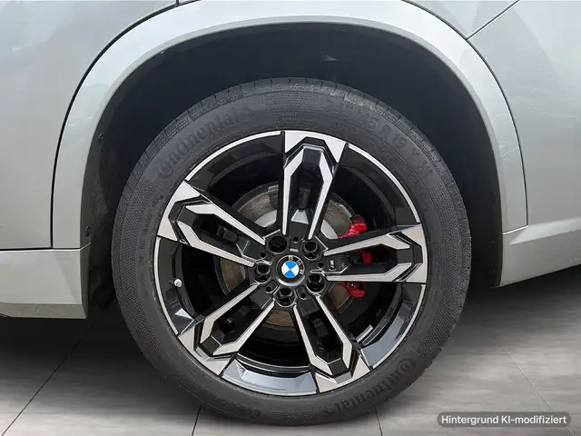 BMW Ix1 view 6